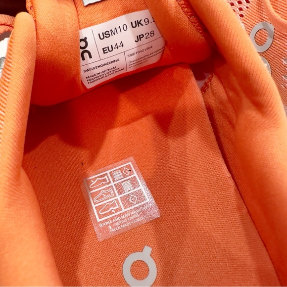 On Running Cloudsurfer Men’s Running Shoes - Picture 8 of 9